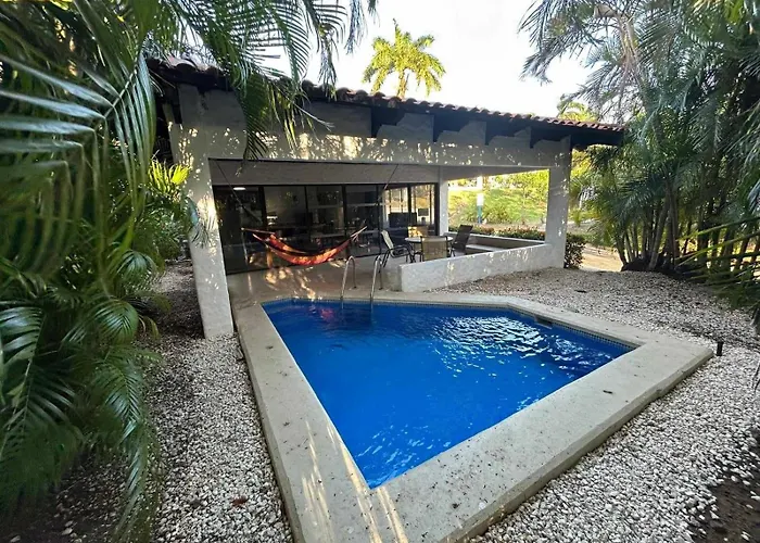 Villa Montemar At Playa Hermosa