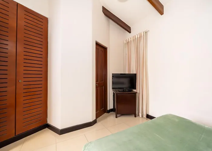 Villa Montemar At Playa Hermosa *